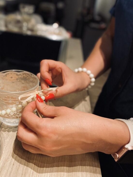 Privāta "CANDLES & WINE" 2 sveču liešanas meistarklase 6 dalībniecēm, IKŠĶILĒ, Tevis izvēlētā dienā